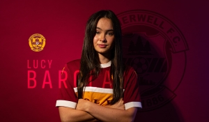 Lucy Barclay pens deadline day deal