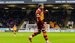 Hitting the 30-point milestone // Motherwell 2-0 Aberdeen