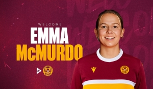 Emma McMurdo signs permanent Motherwell deal